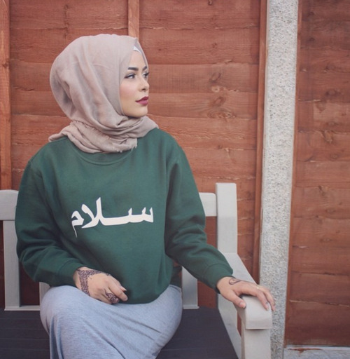More Hijabi Stuff Here ❁ muslimwomenwearclothestoo.tumblr.com/ ❁
