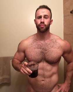 plax999:  muscleorlando:    Please repost and follow: https://plax999.tumblr.com/