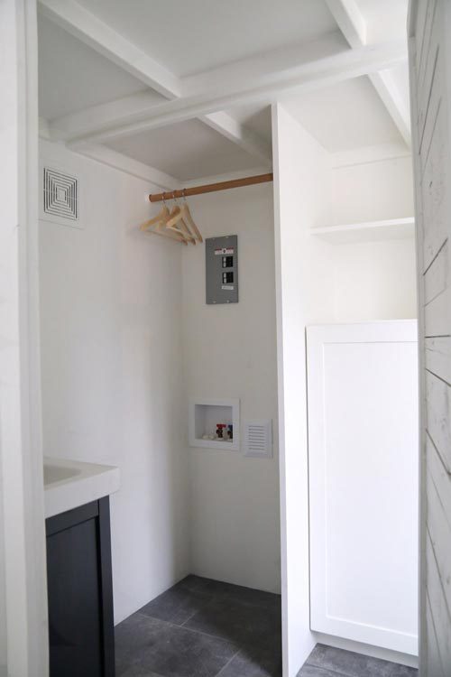 dreamhousetogo:  The Coastal Craftsman by Handcrafted Movement