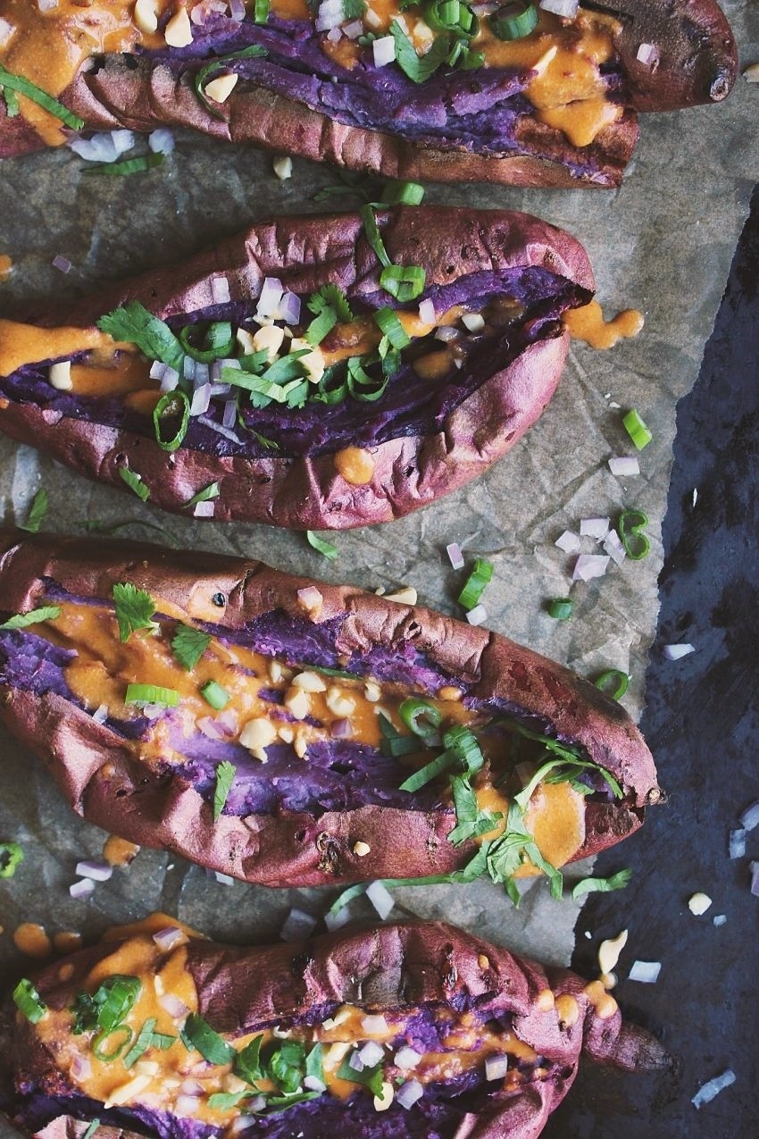 foodffs:  Thai Stuffed Sweet Potatoes with Red Curry Peanut SauceReally nice recipes.