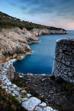 brutalgeneration:  Capri Between Rock and