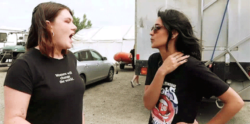 booasaur:Shannon Berry and Sophia Ali on the set of The Wilds - Featuring Shannon’s t-shirt and Soph