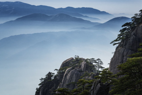 vurtual:Huangshan Scenic Area, Anhui Province, China(by 喆 陈)