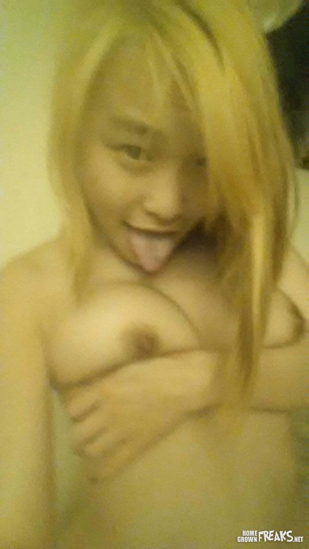 realisgold:  asiansensations:  onlysexyasiangirls:Horny blonde Asian cutie on snapchat