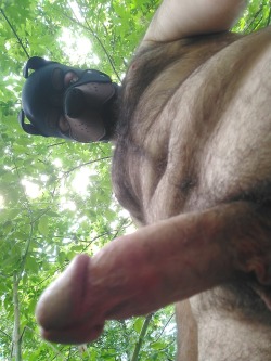 infamousdiesel:  Found a tree to pee on.