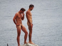 photos-of-nude-men: alanh-me:   48k+ follow