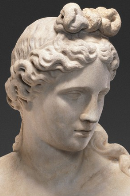 Porn gildedhistory:  Aphrodite was frequently photos