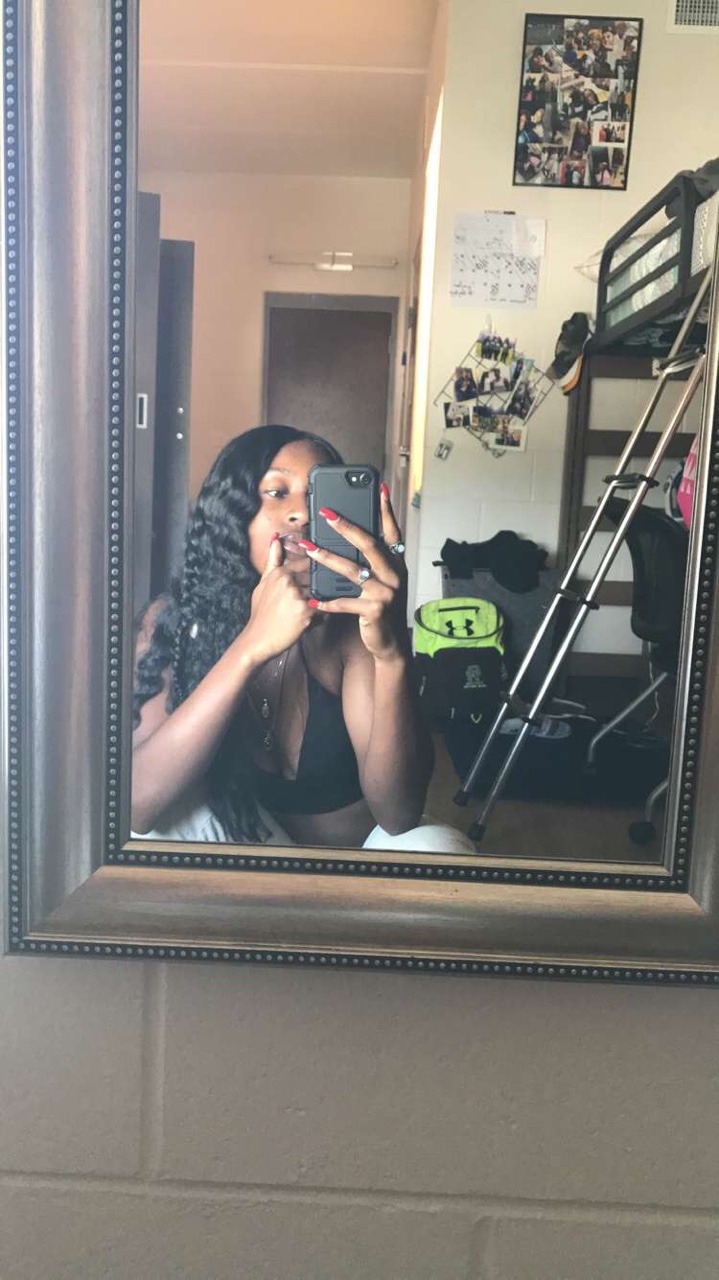 maiyataylor:  im gorgeous