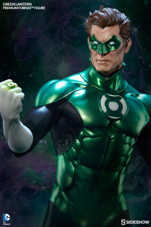 &ldquo;In brightest day, in blackest night, no evil shall escape my sight. Let those who worship