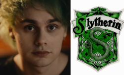 5secondsofdopplegangers:  Hogwarts 5sos Mikey\Slytherine