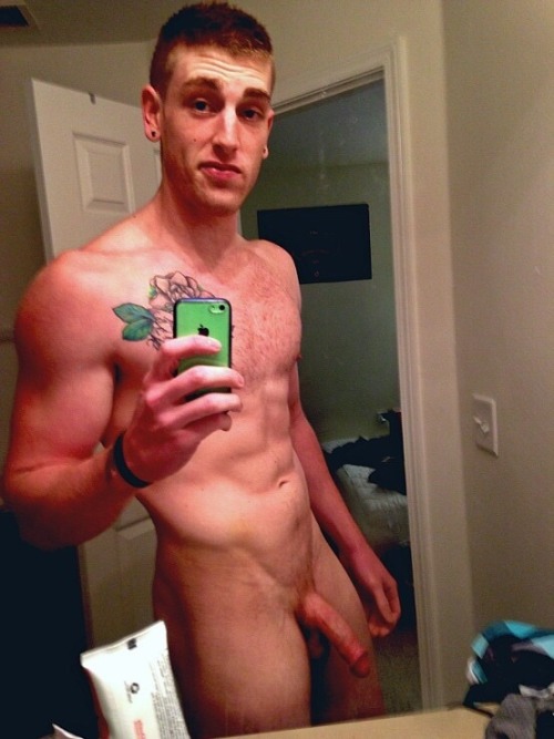 gayboy-11:  For some of the sexiest guys, and naked guys follow here: Gay Boys & Men Submit Here or Ask Me
