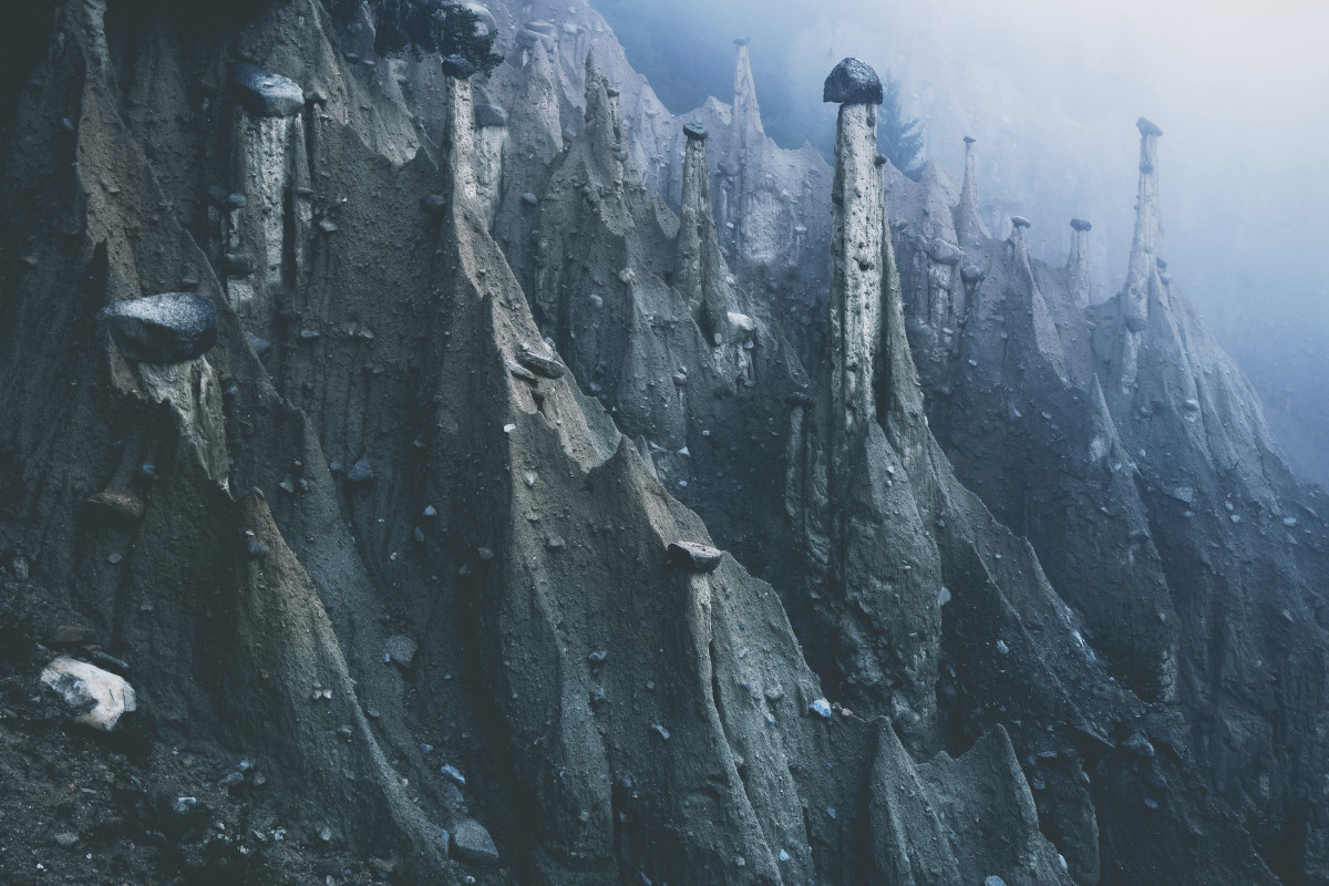 itscolossal:  Otherworldly ‘Earth Pyramids’ Captured in the Foggy Early Morning