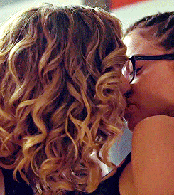 doctoratomic:be·sot·ted/biˈsätid/adjective: besottedstrongly infatuatedsynonyms: infatuated with, sm