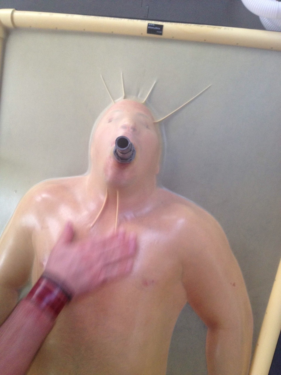 xrayeyesblue:  northmanatl:  Vacbed Demo I did at WNC Leathermen’s Domination VI
