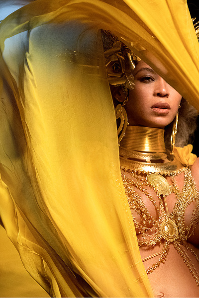 demetrialuvater: Beyonce performs onstage during The 59th GRAMMY Awards at STAPLES Center on Februar