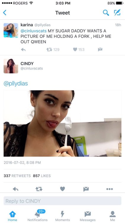 lperezidente:  kidslutti-:  She really for the people lol  Wtf lmao next level catfishin