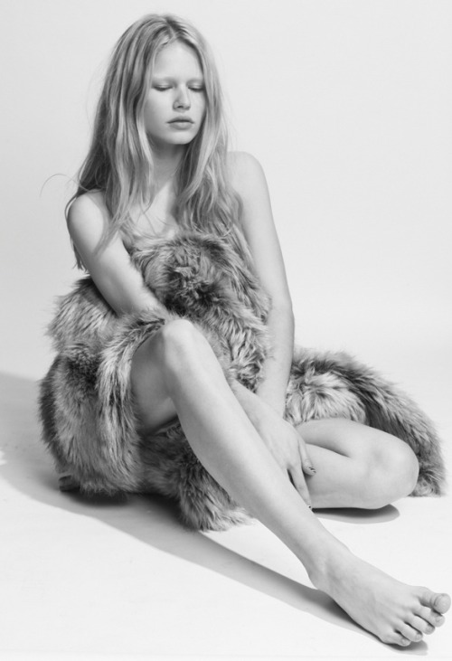 opaqueglitter: Anna Ewers by Dimitri Hyacinthe