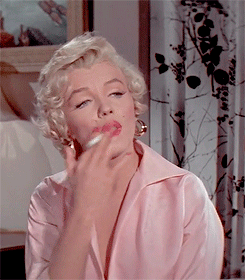 missquinzels: the seven year itch 3/5: “I had onions at lunch. I had garlic dressing