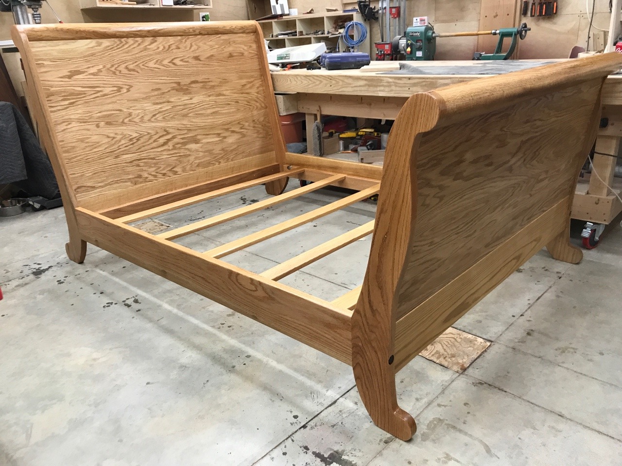 King's Fine Woodworking — Queen Sleigh Bed complete. All Red Oak, 6 