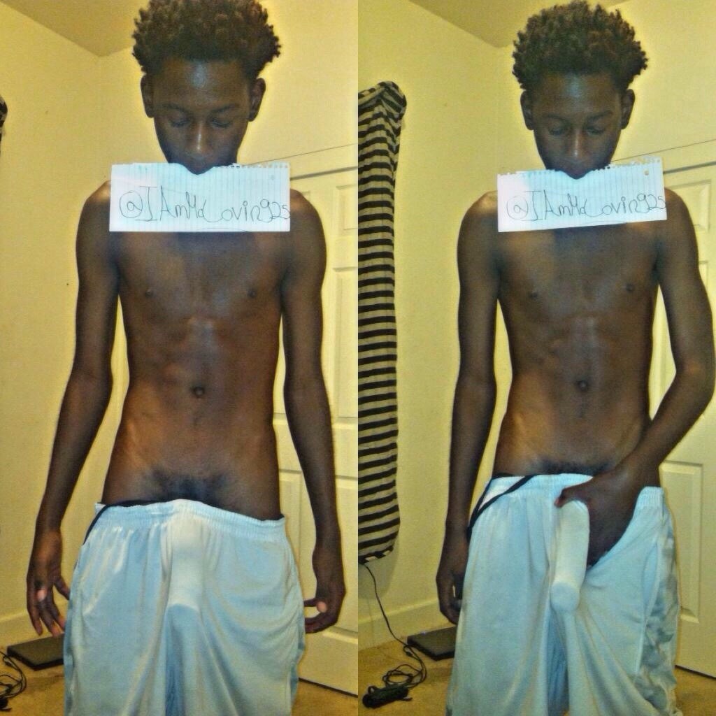 jupiterzcrown:st8hoodshit:  St8 nigga off Twitter ( dat dick tho)  Skinny niggaz