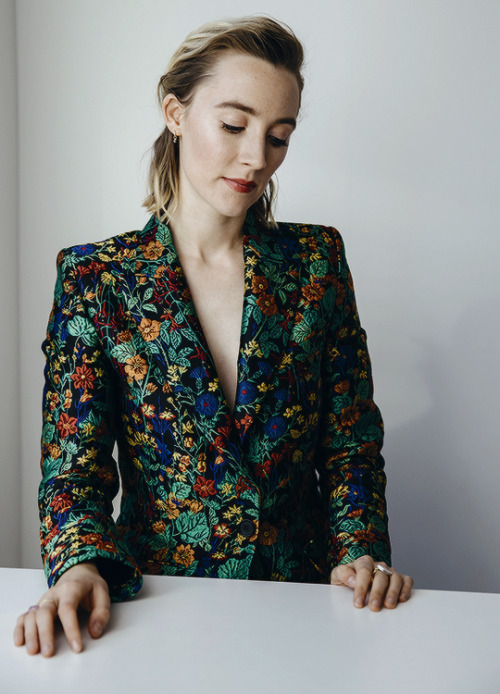 henryscavills:SAOIRSE RONANphotographed by Victoria Will during “Mary Queen of Scots” press tour