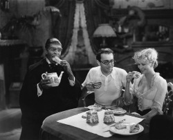 error888:  Fredric March, Director Rouben Mamoulian, and Miriam Hopkins on the set of “Dr Jekyll and Mr. Hyde”, circa 1930 : Moviesinthemaking 