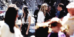 salvatore-vampire:  Merry Christmas! 
