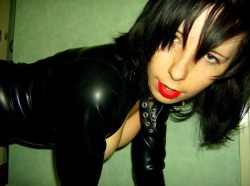 latex-always:  Fetish Mature and Amateurs    click here for further informations about this Gallery!