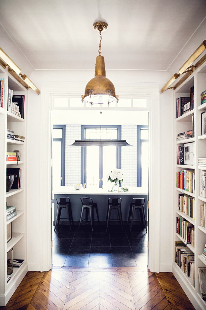 dustjacketattic:  photo brittany ambridge | domino 