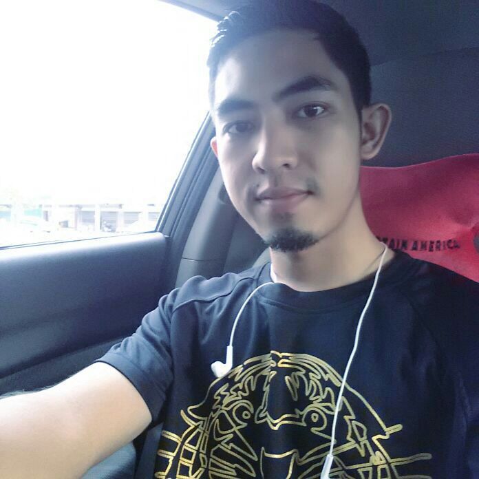 mlybigdick:  ourjejakajambu:  Mohd Hanafi namanya. Orang Kedah tapi kerja kat JB..ID