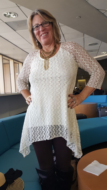 sweeteanniey: Waiting at the airport… Fucking delightful, butt plug under her tights!