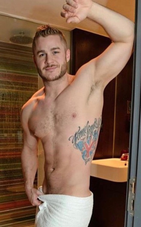 Porn photo celebritybodybuge:  Austin Armacost