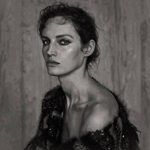 arutai:  Vivien Solari by Alistair Taylor-Young