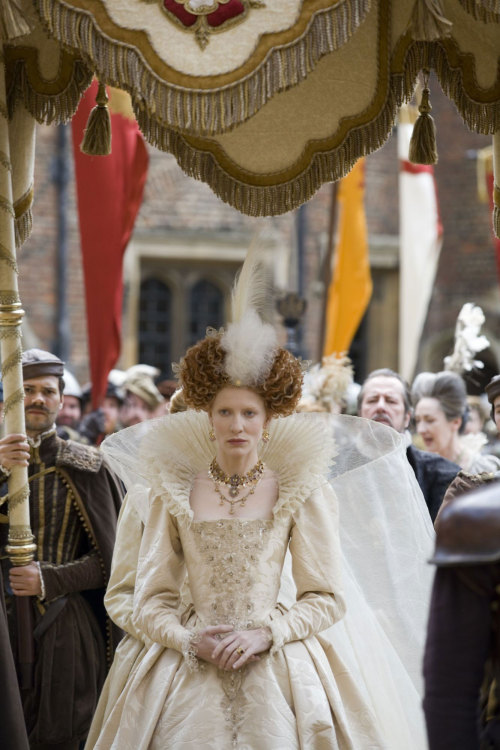 Cate Blanchett in Elizabeth:The Golden Age,costumes designed by Alexandra Byrne,2007