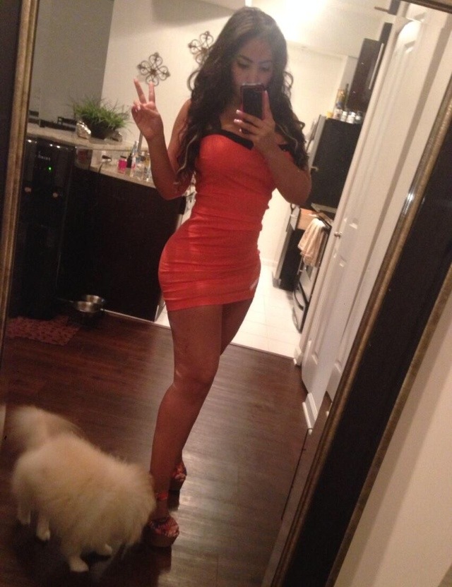 tv424:  I wouldn’t pull out  Nice back n front!Reblog, like, follow&hellip;