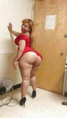 she2damnthick:  Nice Thick Phat Booty