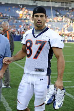 giantsorcowboys:  Hot Frakin’ Damn! Eric Decker Will Be Yet One More Wide Receiver, Who Is Going To Make The AFC Championship Hotter Than Hell Next Weekend! Sexy As Hell, Baby! 