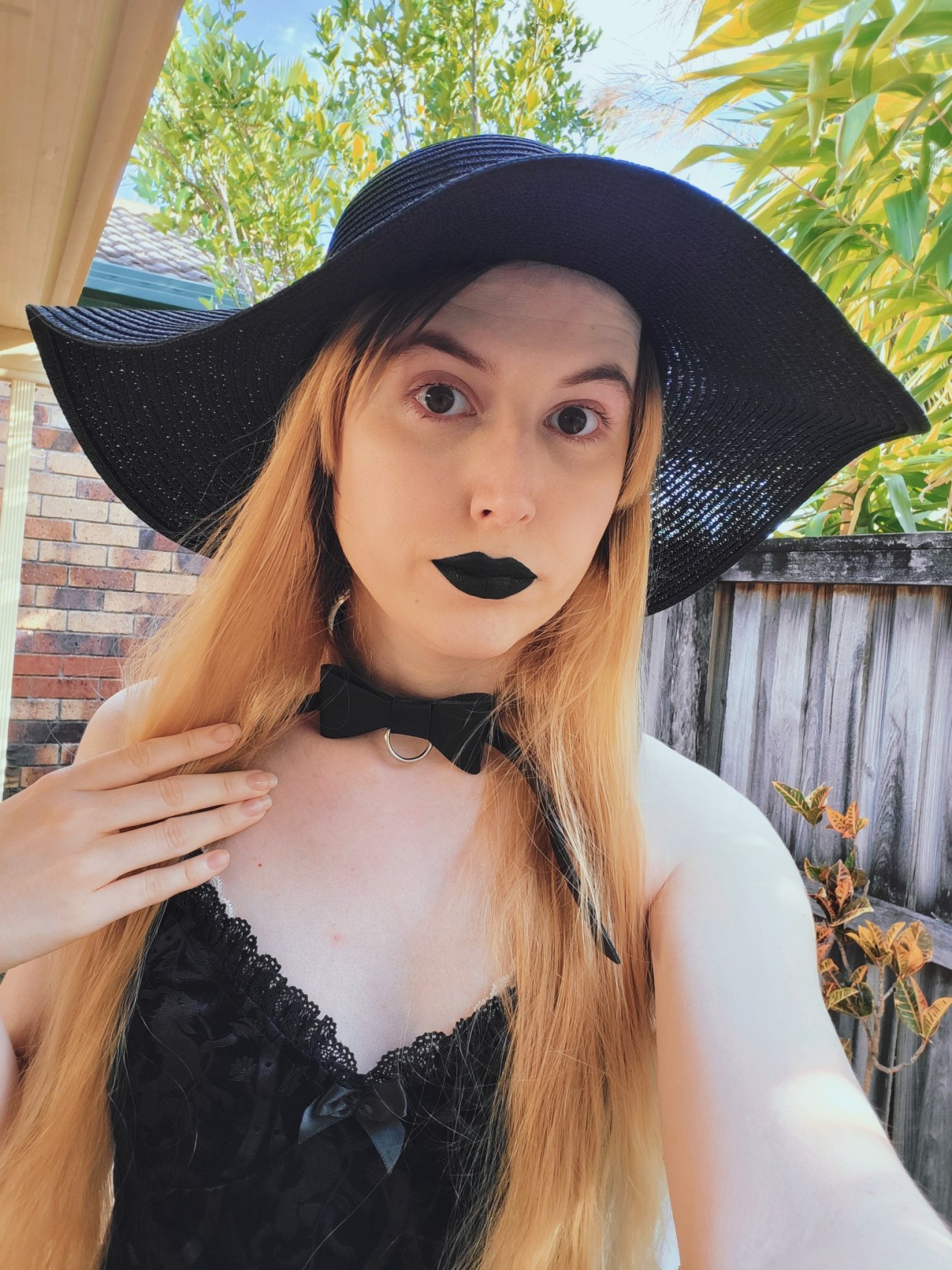 catgirlfingies:I am a hot goth