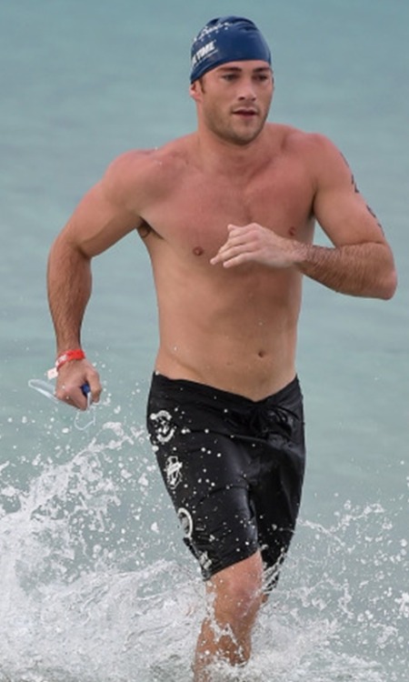 male-and-others-drugs: Scott Eastwood