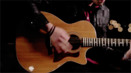 paramores: “Oh gosh, YES! Okay, keep calm Valentina, keep calm. I love Taylor York gifs so muc