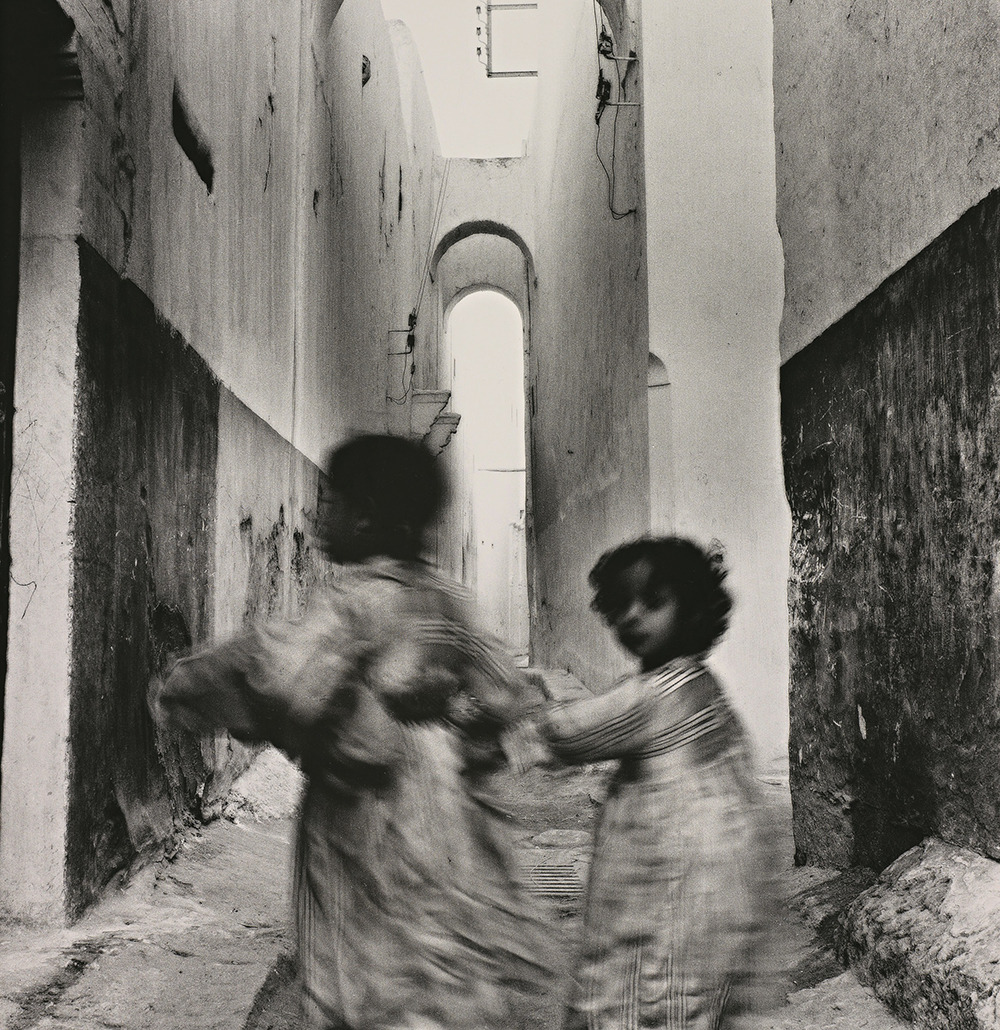 powerful-art:   Irving Penn - Moroccan Running Children (Rabat) (1951) 