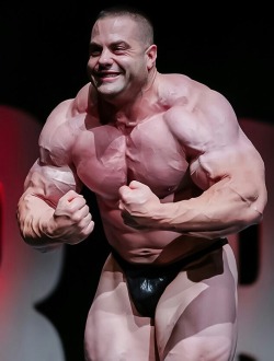 worldbodybuilders:  Evan Centopani.