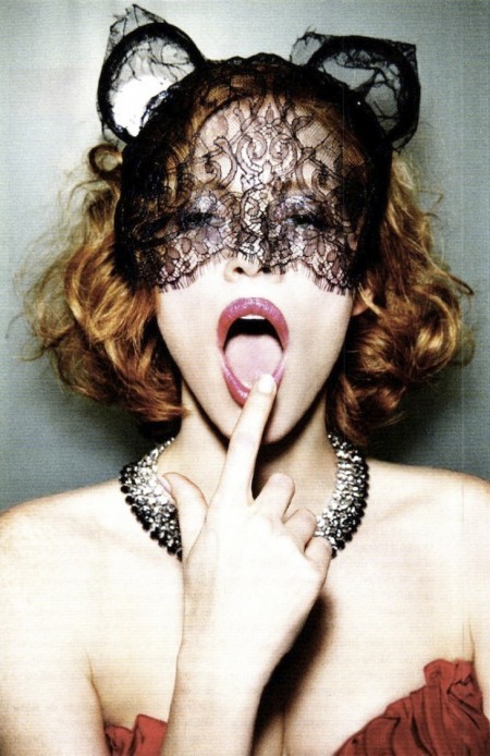 rhubarbes: Jessica Chastain by Ellen von Unwerth for Vanity Fair August 2011. More girls here.