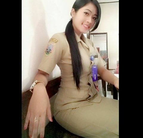 Porn dailyclip:  Kesalahan Wanita Dalam Berpakaianmeski photos