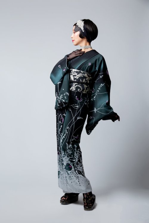 tanuki-kimono:Elegant kimono outfit by Roccoya, featuring a beautiful night garden kimono paired wit