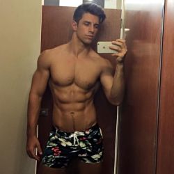 fitmen1:  Fitmen1 Ryan Greasley 