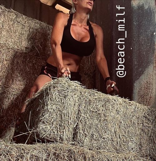 How so you stack bales? Just another day on the ranch @beach_milf #farmersonly #stackinbales #hardwo