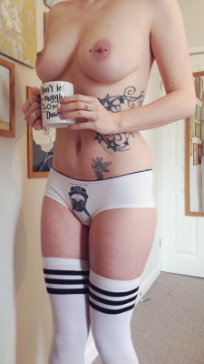 lost-lil-kitty:  This was my attempt at getting dressed to go make myself tea.  You do have a beautiful body and boobs to kill for.