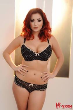 lucyvixenpicx:  Lucy Vixen