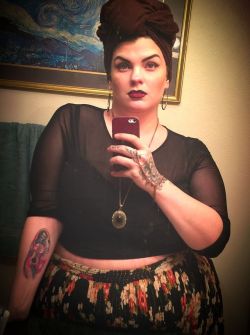 katanafatale:  Ok, I just want all the crop tops in my life. All of them. Cardigan- My friend’s who needs it back now. Crop Top- Forever 21 Skirt- Goodwill 